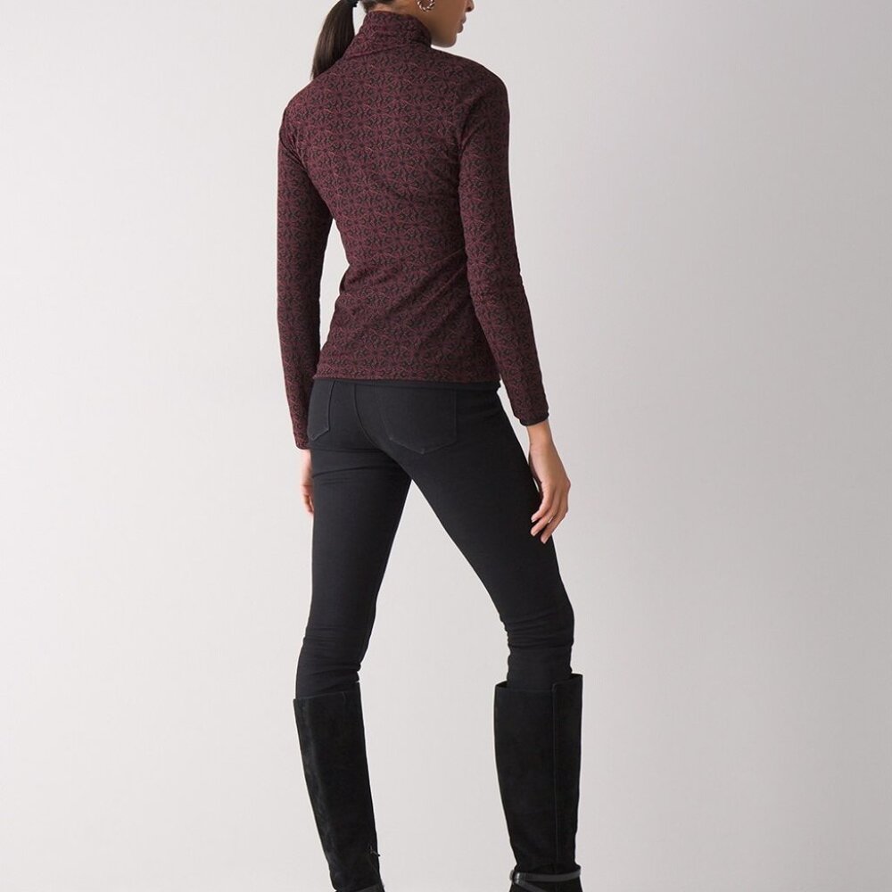 White House Black Market Mesh turtleneck